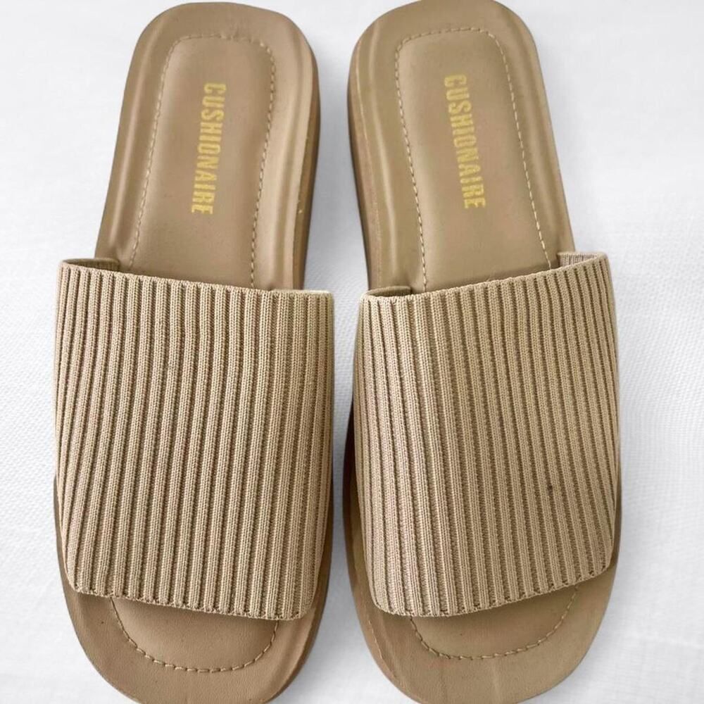 Beige cushionaire platform slide sandals
